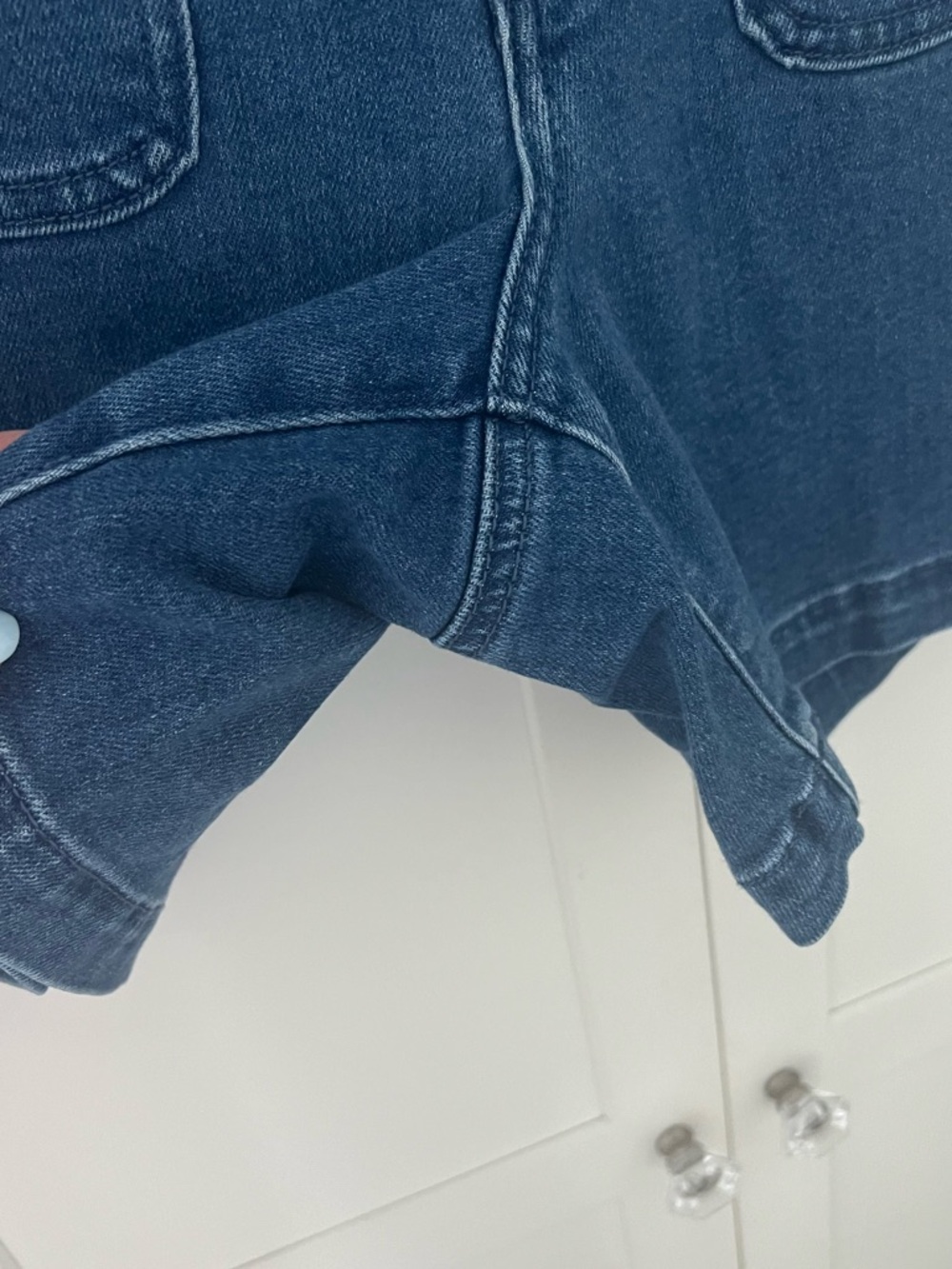 Talbots PATCH POCKET DENIM SHORTS - WILEY WASH Women’s Mid-Length. Size 6 - Picture 7 of 14